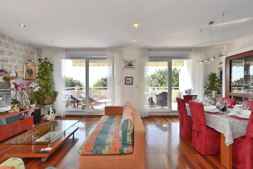 Luxury Seaside Apartment Split Oda fotoğraf