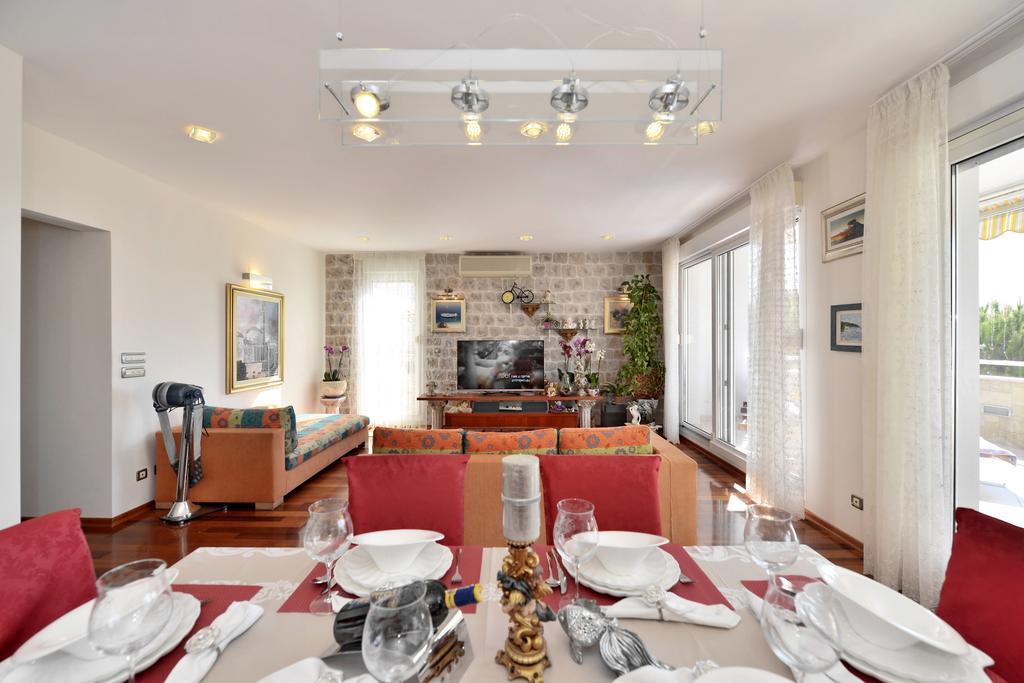 Luxury Seaside Apartment Split Oda fotoğraf